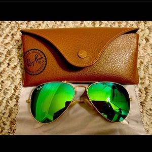 Authentic Aviator RayBan Green Mirrored Sunglasses